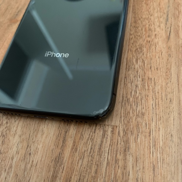 Apple iPhone X - 64GB - Space Gray (Unlocked) A1901 (GSM) (CA) - Picture 7 of 15